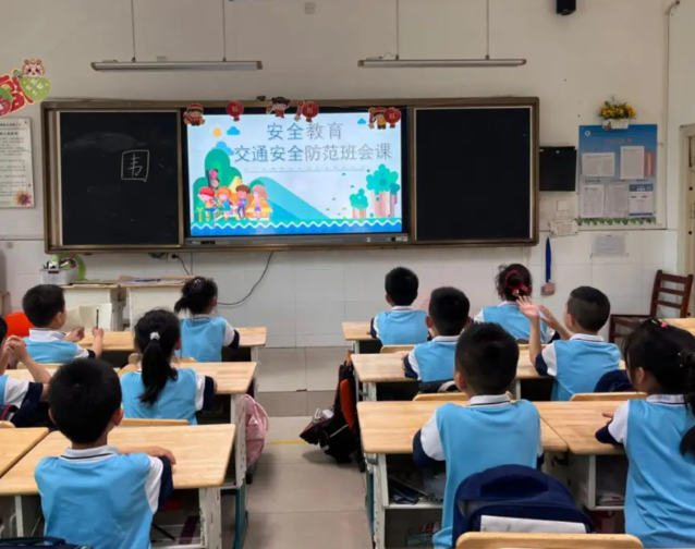 判断校园是否需求担责中心在于校方是否存在教育办理上的“差